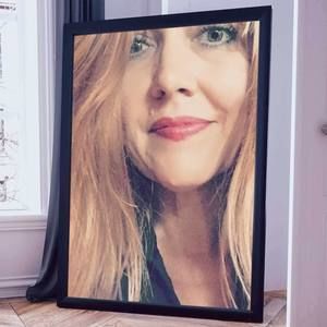 Meet your Posher, Julia